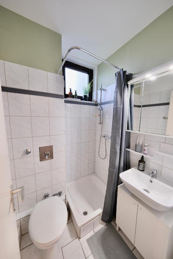 Charmantes Studio In Messe-Naehe Mit Parkplatz Hannover Exteriör bild